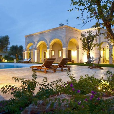Donna Lucrezia Guest House Pezze Di Greco Exterior photo